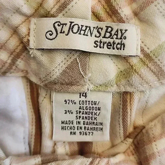 St. John's Bay stretch cropped pants - Picture 4 of 11